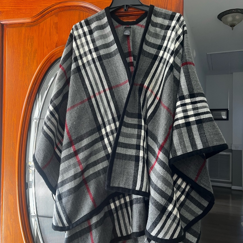 Chic Gray and Red Plaid Poncho